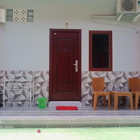 Homestay Premium 45 Jepara Exterior foto