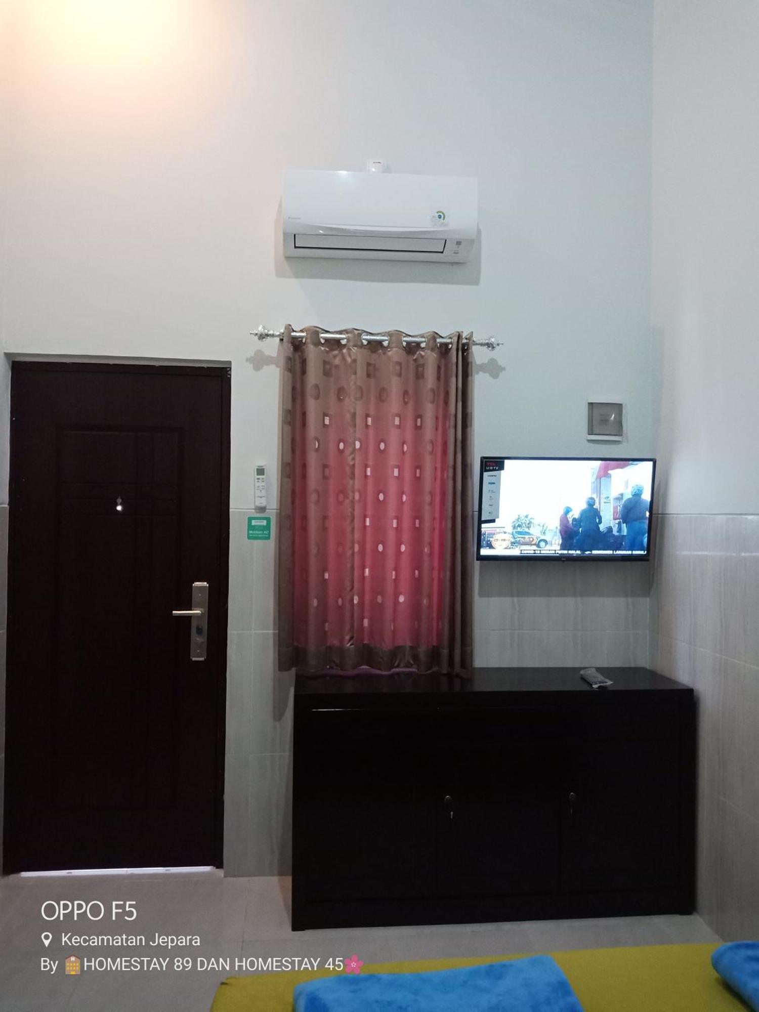 Homestay Premium 45 Jepara Habitación foto